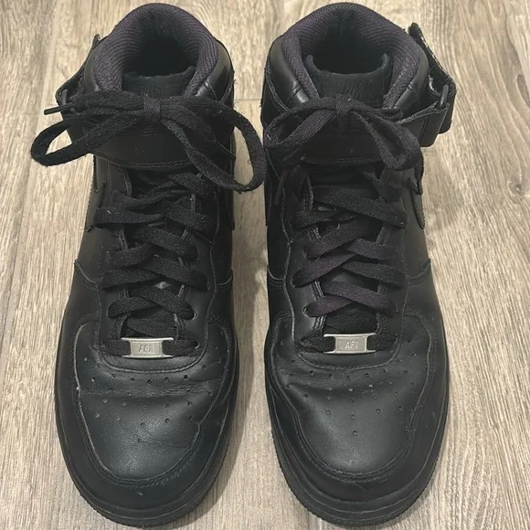 Nike Air Force 1 Mens Mid 07' Black Sneaker Shoes